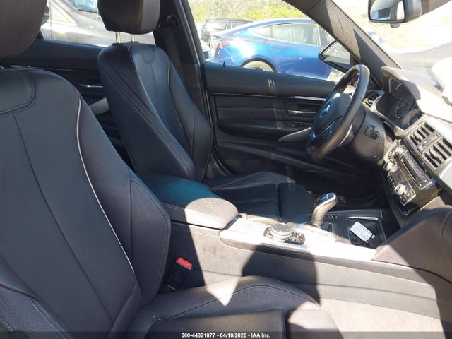 44821877 :رقم المزاد ، WBA8E9G59GNT85823 vin ، 2016 Bmw 328i مزاد بيع