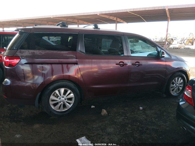 KNDMB5C15G6200196 KIA SEDONA LX