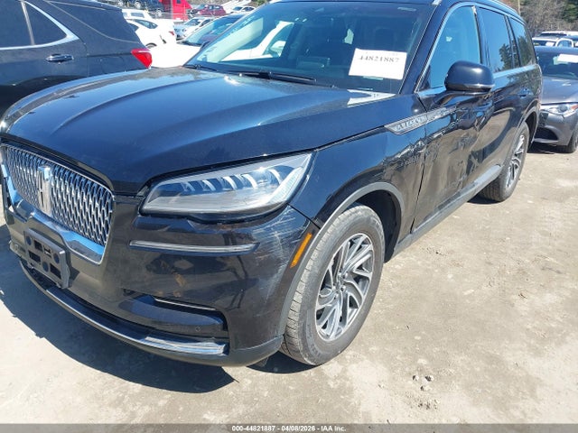 5LM5J0XCXNGL08013 Lincoln Aviator Livery