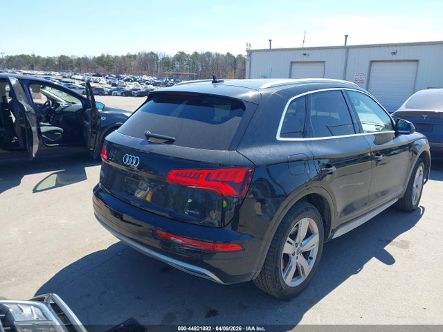2019 Audi Q5 45 Premium მანქანა იყიდება აუქციონზე, vin: WA1BNAFY2K2122101, აუქციონის ნომერი: 44821892