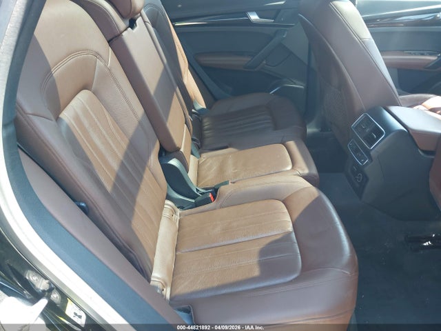 2019 Audi Q5 45 Premium მანქანა იყიდება აუქციონზე, vin: WA1BNAFY2K2122101, აუქციონის ნომერი: 44821892