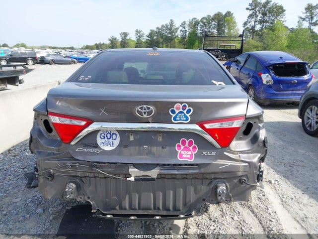 Aukcja sprzedaży 2015 Toyota Camry Xle, vin: 4T1BF1FKXFU880465, numer aukcji: 44821903