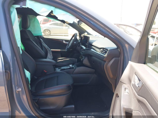 44821908 :رقم المزاد ، 1FMCU0MN0SUA16228 vin ، 2025 Ford Escape St-line مزاد بيع