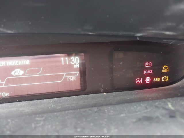 Toyota Prius Two 2015 JTDKN3DU2F2003357 Image 18