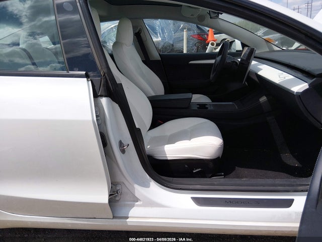 Tesla Model 3 Rear-wheel Drive 2023 5YJ3E1EA0PF585471 Image 5