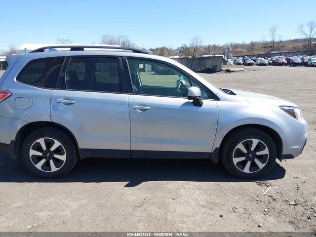 2018 Subaru Forester 2.5i Premium მანქანა იყიდება აუქციონზე, vin: JF2SJAGC6JH512944, აუქციონის ნომერი: 44821958