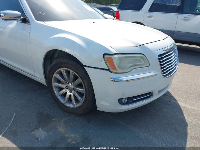 2011 Chrysler 300 Limited მანქანა იყიდება აუქციონზე, vin: 2C3CA5CG2BH529730, აუქციონის ნომერი: 44821967