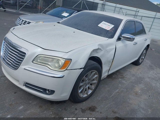2011 Chrysler 300 Limited მანქანა იყიდება აუქციონზე, vin: 2C3CA5CG2BH529730, აუქციონის ნომერი: 44821967