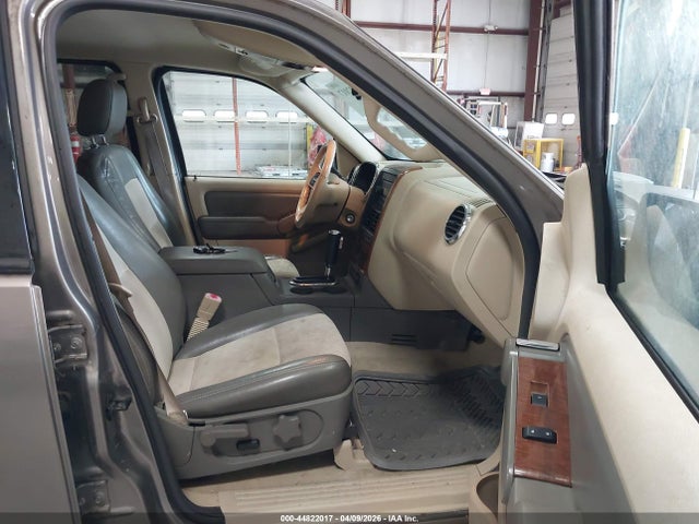 2006 FORD EXPLORER 1FMEU74E26UB50665 Photo 4