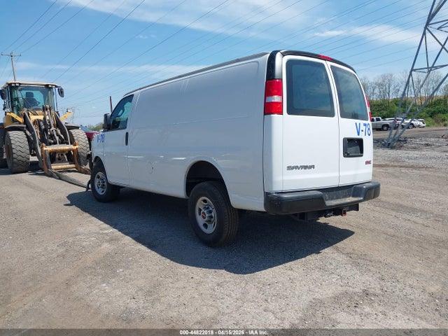 GMC Savana Cargo Rwd 2500 Regular Wheelbase Work Van 2022 1GTW7AFP5N1202432 Image 3