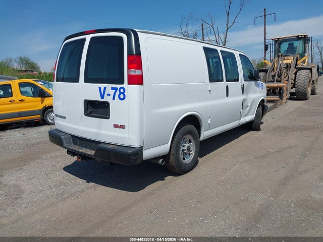 GMC Savana Cargo Rwd 2500 Regular Wheelbase Work Van 2022 1GTW7AFP5N1202432 Image 4
