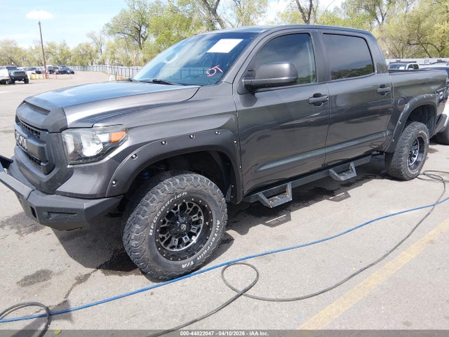 5TFDW5F1XGX556881 Toyota Tundra Crewmax Sr5/trd Pro