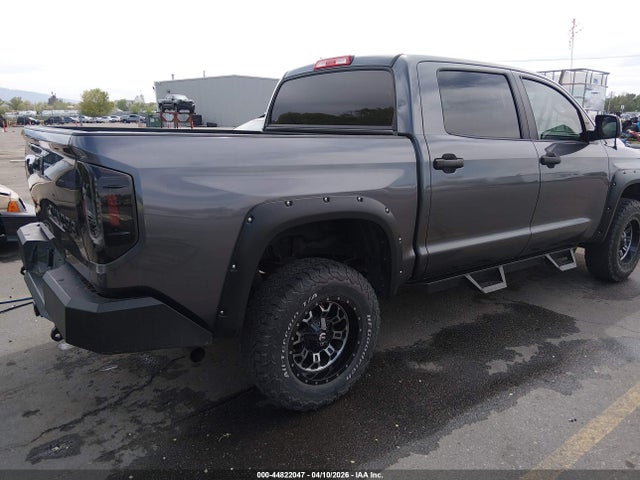 5TFDW5F1XGX556881 Toyota Tundra Crewmax Sr5/trd Pro