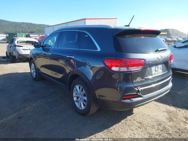 44822078 :رقم المزاد ، 5XYPGDA51HG324883 vin ، 2017 Kia Sorento 3.3l Lx مزاد بيع