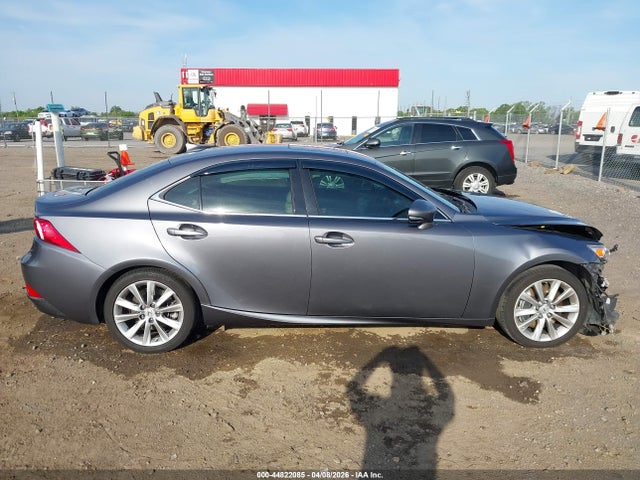 44822085 :رقم المزاد ، JTHBA1D22G5020916 vin ، 2016 Lexus Is 200t مزاد بيع