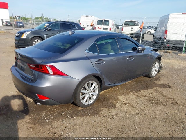 44822085 :رقم المزاد ، JTHBA1D22G5020916 vin ، 2016 Lexus Is 200t مزاد بيع