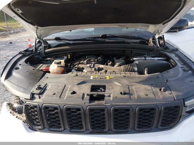 Продажа на аукционе авто 2023 Jeep Grand Cherokee L Altitude 4x2, vin: 1C4RJJAGXP8835413, номер лота: 44822089