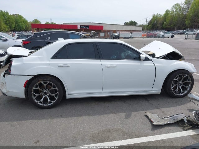 Aukcja sprzedaży 2018 Chrysler 300, vin: 2C3CCABG2JH243833, numer aukcji: 44822095
