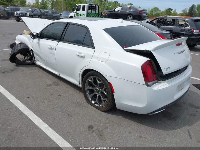 Aukcja sprzedaży 2018 Chrysler 300, vin: 2C3CCABG2JH243833, numer aukcji: 44822095