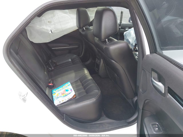 Aukcja sprzedaży 2018 Chrysler 300, vin: 2C3CCABG2JH243833, numer aukcji: 44822095