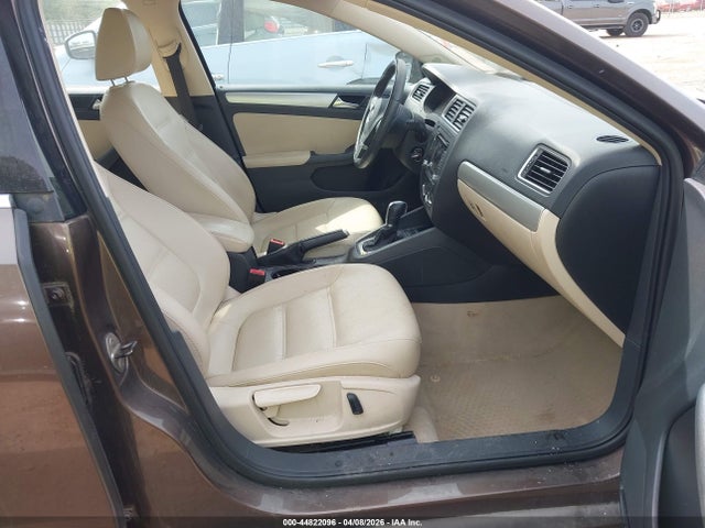 2013 Volkswagen Jetta 2.5l Se მანქანა იყიდება აუქციონზე, vin: 3VWDP7AJ1DM446980, აუქციონის ნომერი: 44822096