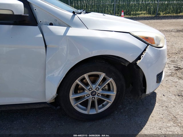 Ford FOCUS SE 2016 1FADP3F2XGL352864 Image 6