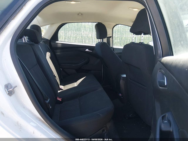 Ford FOCUS SE 2016 1FADP3F2XGL352864 Image 8