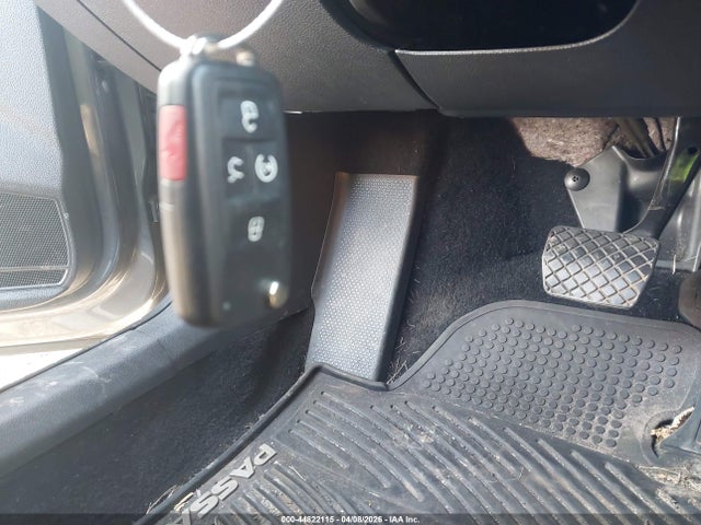 Aukcja sprzedaży 2015 Volkswagen Passat 2.0l Tdi Sel Premium, vin: 1VWCV7A33FC013359, numer aukcji: 44822115