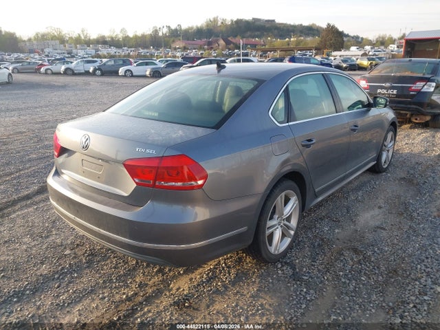 Aukcja sprzedaży 2015 Volkswagen Passat 2.0l Tdi Sel Premium, vin: 1VWCV7A33FC013359, numer aukcji: 44822115
