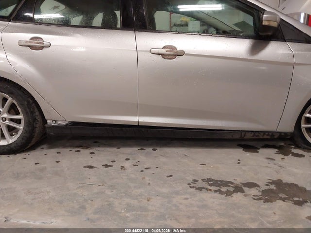 44822119 :رقم المزاد ، 1FADP3F25GL291164 vin ، 2016 Ford Focus Se مزاد بيع