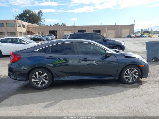 2HGFC2F7XJH590210 Honda CIVIC EX