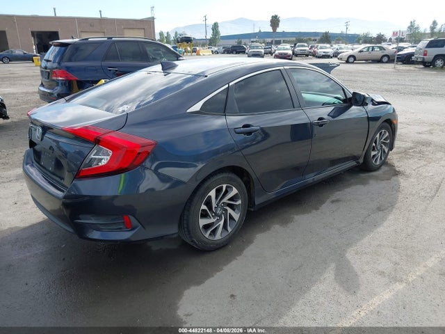 Honda CIVIC EX 2018 2HGFC2F7XJH590210 Image 4