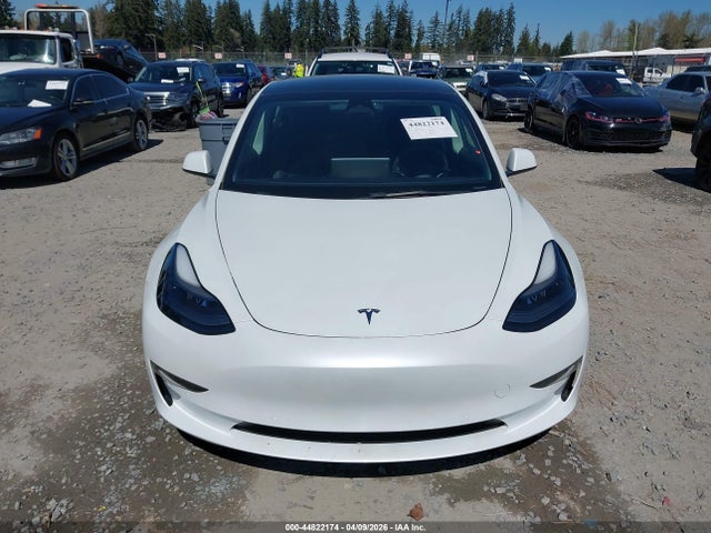 2022 Tesla Model 3 Long Range Dual Motor All-wheel Drive მანქანა იყიდება აუქციონზე, vin: 5YJ3E1EB2NF342136, აუქციონის ნომერი: 44822174