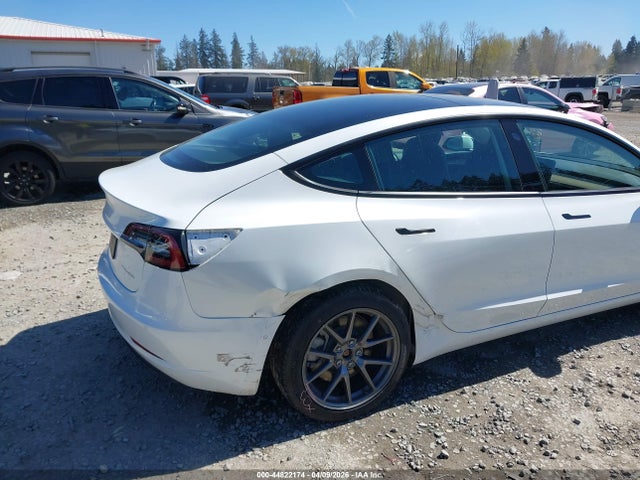 2022 Tesla Model 3 Long Range Dual Motor All-wheel Drive მანქანა იყიდება აუქციონზე, vin: 5YJ3E1EB2NF342136, აუქციონის ნომერი: 44822174