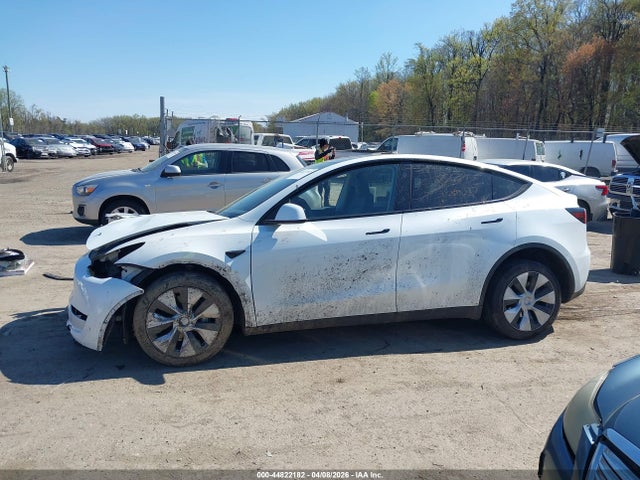 44822182 :رقم المزاد ، 7SAYGDEE8PF805124 vin ، 2023 Tesla Model Y Awd/long Range Dual Motor All-wheel Drive مزاد بيع