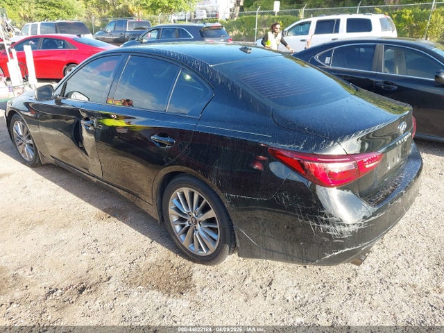 44822184 :رقم المزاد ، JN1EV7AP6JM356915 vin ، 2018 Infiniti Q50 3.0t Luxe مزاد بيع