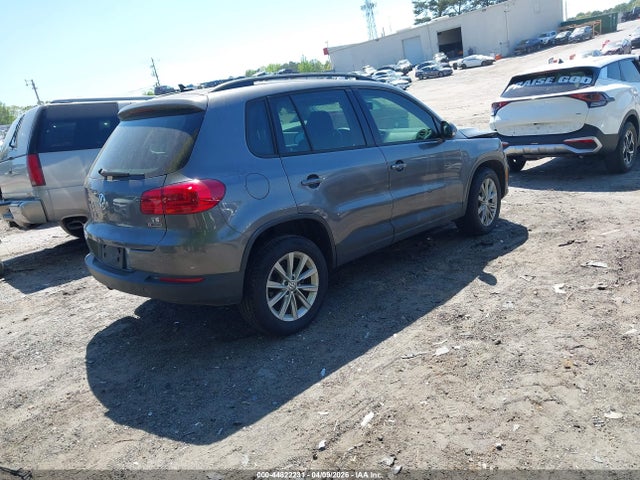 2018 Volkswagen Tiguan Limited 2.0t მანქანა იყიდება აუქციონზე, vin: WVGBV7AXXJK004637, აუქციონის ნომერი: 44822231