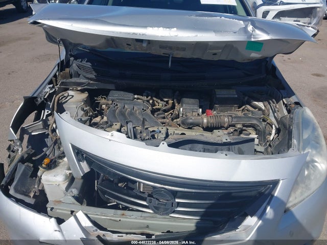 Nissan Versa 1.6 S 2014 3N1CN7AP2EL836859 Image 10