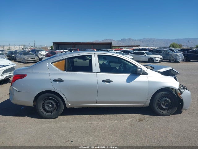 Nissan Versa 1.6 S 2014 3N1CN7AP2EL836859 Image 13