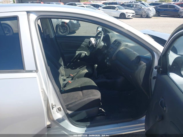 Nissan Versa 1.6 S 2014 3N1CN7AP2EL836859 Image 5