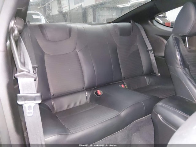 KMHHU6KJ9GU136688 Hyundai Genesis 3.8 Ultimate