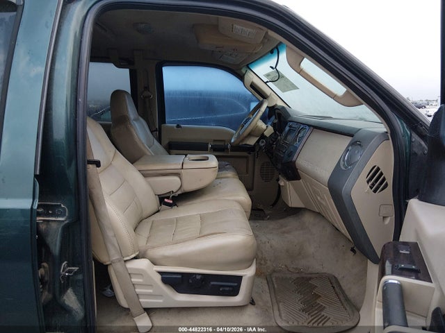 44822316 :رقم المزاد ، 1FTSW20R28EA61544 vin ، 2008 Ford F-250 Lariat مزاد بيع