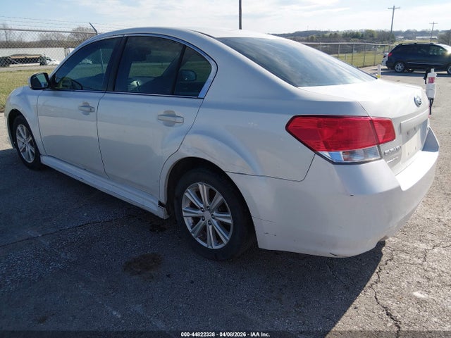 44822338 :رقم المزاد ، 4S3BMCG64B3242655 vin ، 2011 Subaru Legacy 2.5i Premium مزاد بيع