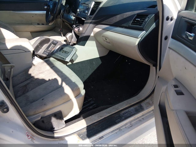 44822338 :رقم المزاد ، 4S3BMCG64B3242655 vin ، 2011 Subaru Legacy 2.5i Premium مزاد بيع