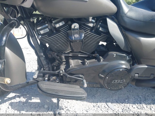 1HD1KTP13KB639400 Harley-Davidson FLTRXS