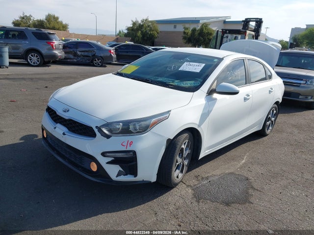 3KPF24AD8KE045744 KIA Forte Lxs
