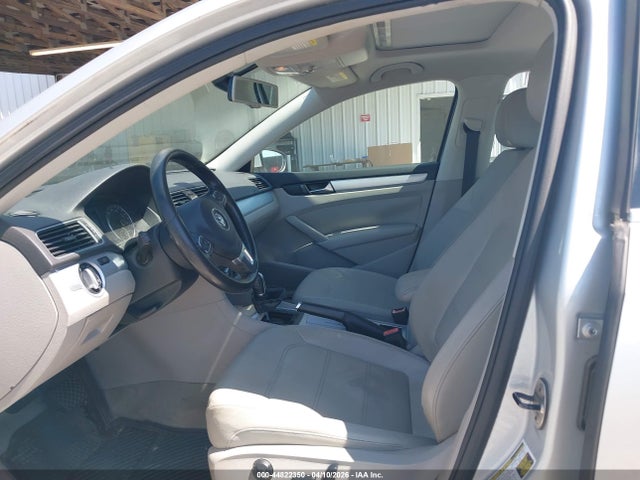 Продаж на аукціоні авто 2012 Volkswagen Passat 2.5l Se, vin: 1VWBH7A3XCC018573, номер лоту: 44822350