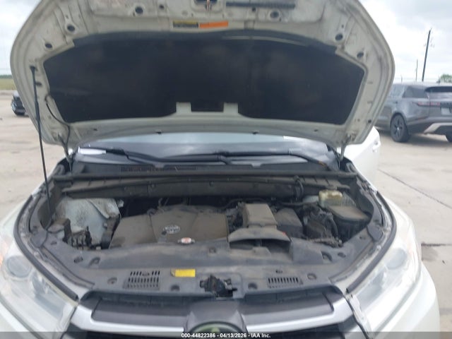 Toyota Highlander Xle 2018 5TDKZRFH0JS533755 Image 10
