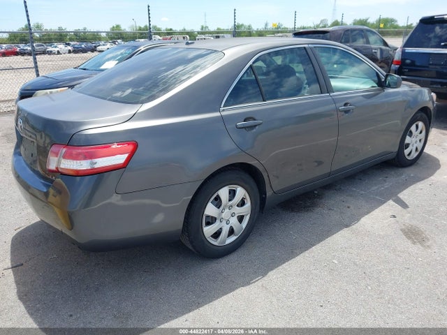 2010 Toyota Camry Le მანქანა იყიდება აუქციონზე, vin: 4T4BF3EK0AR072282, აუქციონის ნომერი: 44822417
