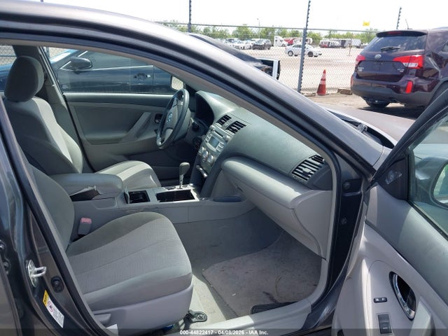 2010 Toyota Camry Le მანქანა იყიდება აუქციონზე, vin: 4T4BF3EK0AR072282, აუქციონის ნომერი: 44822417